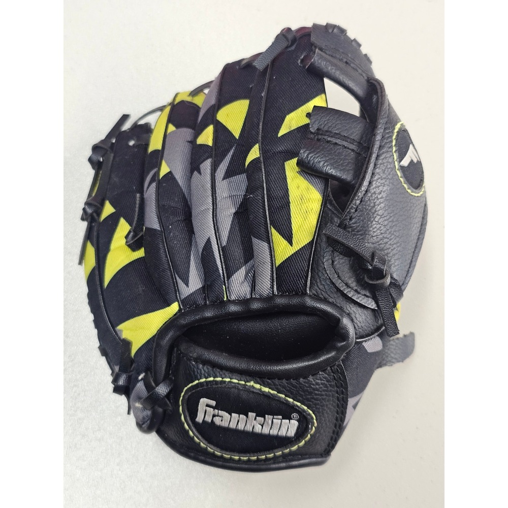Franklin Digitek 8.5 Inch Youth Baseball Glove Black Neon Yellow Camo 22865-8